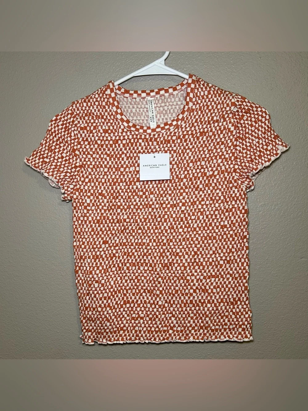 NEW American Eagle Checkered Smocked Short Sleeve T Shirt Women’s Size Medium